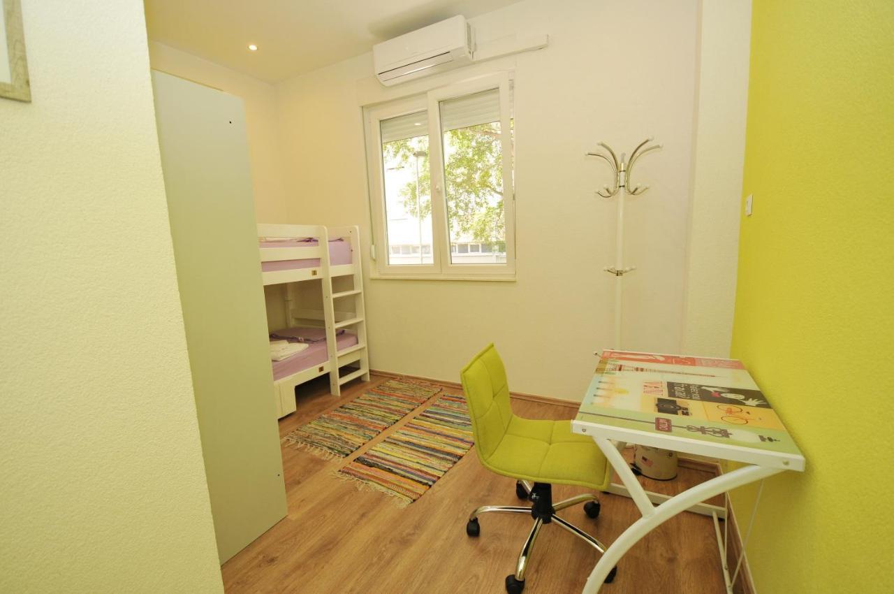 Oasis Hostel Split Bagian luar foto